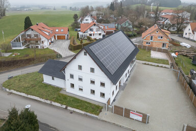 Haus zum Kauf 679.000 € 8 Zimmer 194,9 m² 1.381 m² Grundstück Arnach Bad Wurzach / Arnach 88410