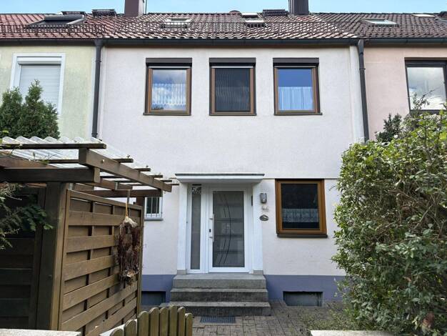 Reihenmittelhaus zum Kauf provisionsfrei 480.000 € 4,5 Zimmer 110 m² 242 m² Grundstück Entensee Rückersdorf 90607