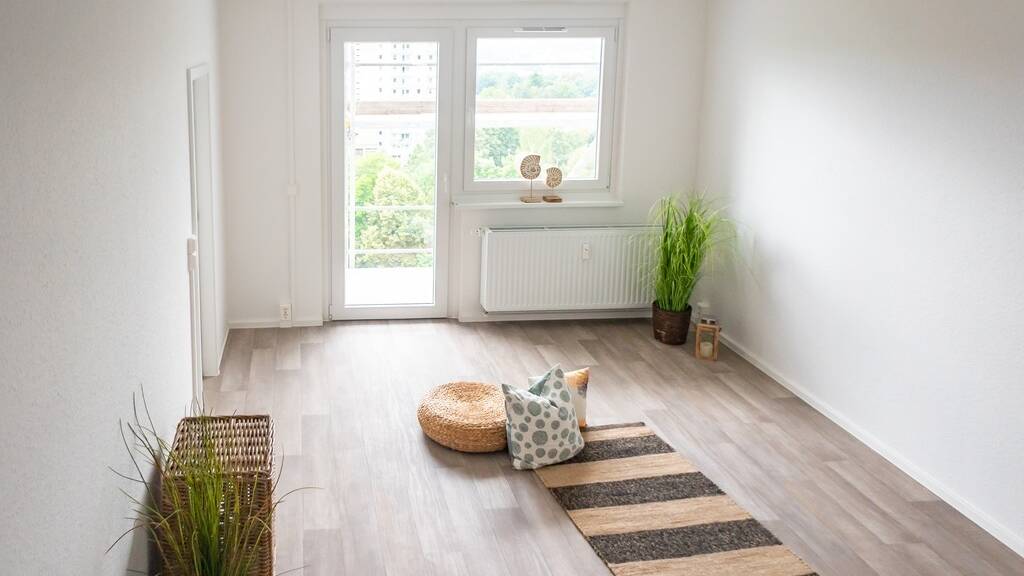 Wohnung zur Miete 440 € 3 Zimmer 69,8 m² 9. Geschoss frei ab 16.07.2026 Bruno-Granz-Str. 66 Morgenleite Chemnitz 09122