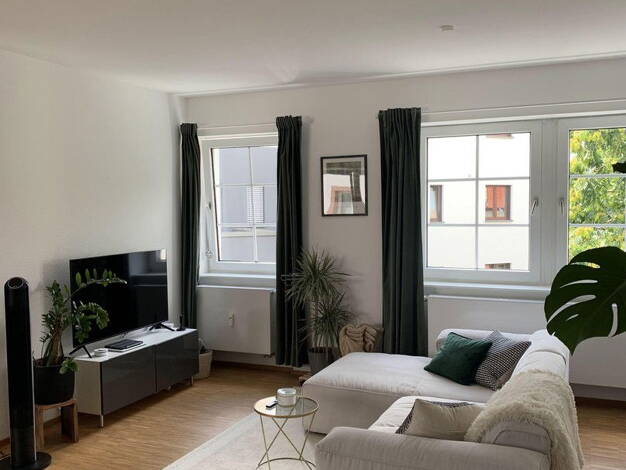 Wohnung zur Miete 900 € 2 Zimmer 68 m² 2. Geschoss frei ab 15.09.2025 Aschaffenburg 63739