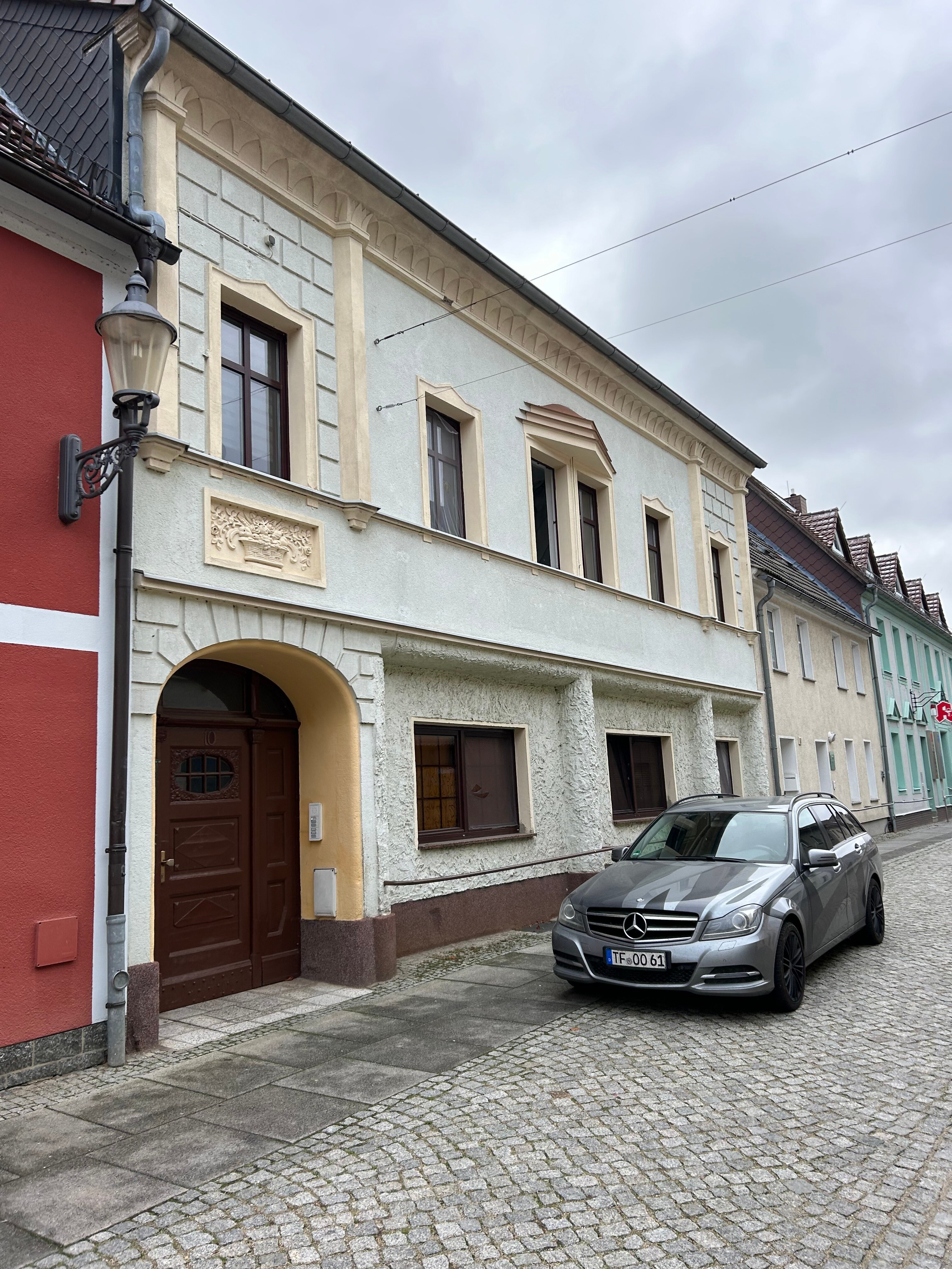 Mehrfamilienhaus zum Kauf 230.000 € 415 m²<br/>Wohnfläche 700 m²<br/>Grundstück Priebuser Str. 10 Rothenburg Rothenburg/Oberlausitz 02929