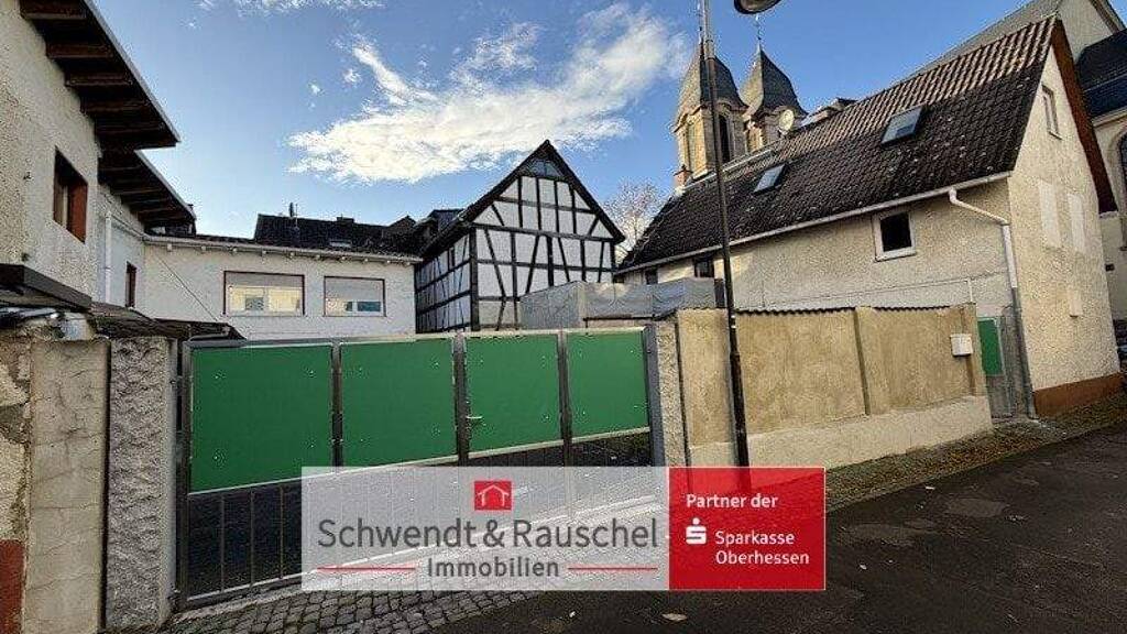 Haus zum Kauf 229.000 € 9 Zimmer 233,1 m² 339 m² Grundstück frei ab sofort Ockstadt Friedberg 61169