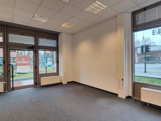 Bürofläche zur Miete provisionsfrei 0,01 € 1.220,4 m² Bürofläche teilbar ab 236,2 m² August-Bebel-Str. 68 Babelsberg Süd Potsdam 14482