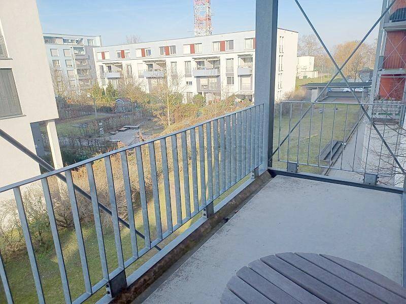 Property thumbnail 12