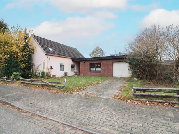 Sonstiges zum Kauf als Kapitalanlage geeignet 175.000 € 4,5 Zimmer 105,8 m² 884,3 m² Grundstück Faldera Neumünster 24537