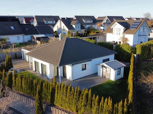 Bungalow zum Kauf 598.000 € 4 Zimmer 111 m² 679 m² Grundstück Pfalzgrafenweiler 72285