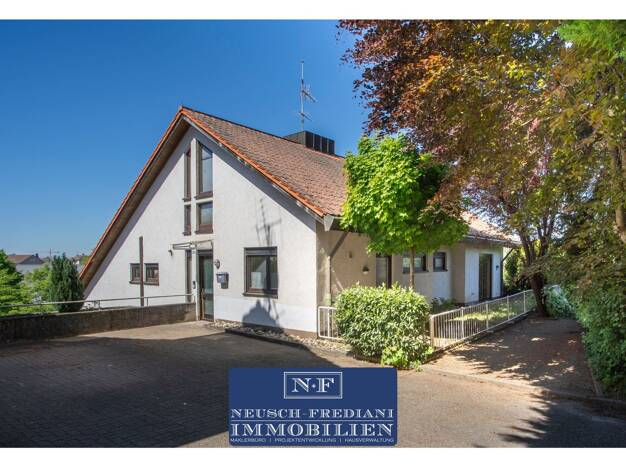 Wohnung zum Kauf 465.000 € 6,5 Zimmer 222,6 m² frei ab sofort Fichtestraße 11 Lahr Lahr/Schwarzwald 77933