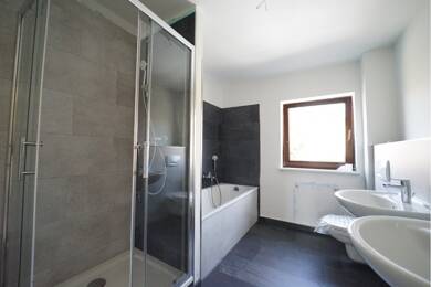 Reihenmittelhaus zur Miete 1.495 € 4 Zimmer 102 m² 181 m² Grundstück frei ab sofort Fasanerie 9b Zöschen Leuna 06237