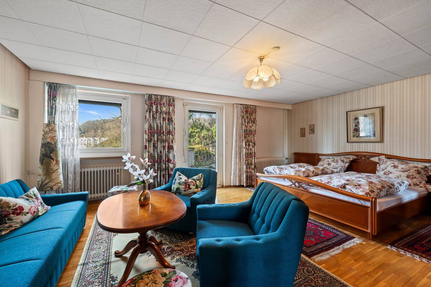 Immobilie in Wutöschingen - Großzügiges Einfamilienhaus mit Potenzial für eine Einliegerwohnung in ruhiger Wohnlage in Degernau - Bild 3