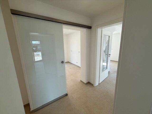 Erstbezug nach Renovierung, 3-Zi-ETW mit Balkon, Garten (ca. 170 m²), FBHZ, 1.OG, 2 Stellplätze, 91058 Erlangen-Eltersdorf – Erlangen – Vorschaubild 5