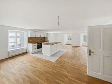 Wohnung zum Kauf 335.000 € 3 Zimmer 138,1 m² 2. Geschoss Vilshofen Vilshofen an der Donau 94474