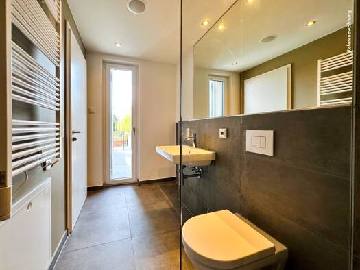 Wohnung zur Miete - Erstbezug 868 € 2 Zimmer 43,6 m² 1. Geschoss frei ab sofort Zöbigkerstraße Markkleeberg Markkleeberg 04416