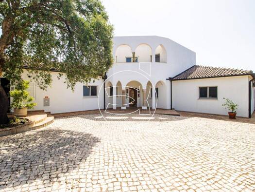 Villa zum Kauf 2.500.000 € 8 Zimmer 514 m² 25.250 m² Grundstück Aljezur 8670-237