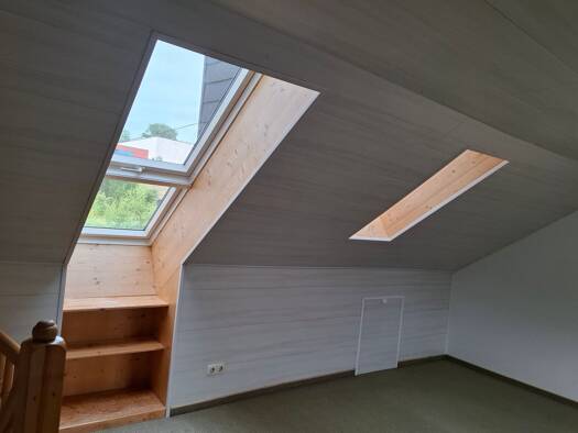 Maisonette zur Miete 280 € 1 Zimmer 55 m² Geschoss 2/2 frei ab sofort Auerbach 08209