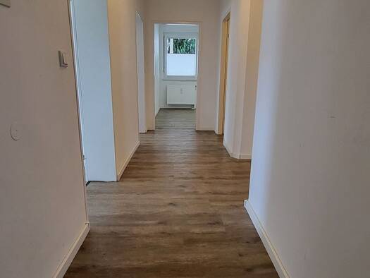 Büro zum Kauf provisionsfrei 279.000 € 3 Zimmer 86 m² Bürofläche Burghausen Burghausen 84489