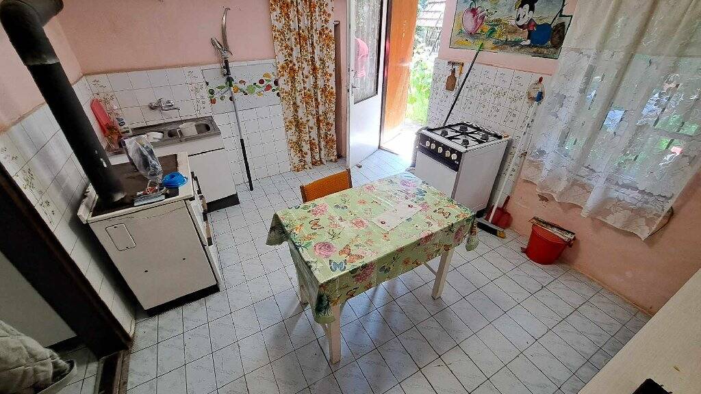 Haus zum Kauf 30.000 € 2 Zimmer 76 m² 1.830 m² Grundstück Kaposhomok