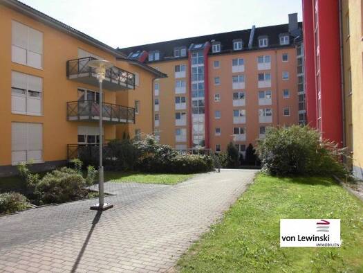 Wohnung zur Miete 350 € 1 Zimmer 41,8 m² 1. Geschoss frei ab 01.11.2026 Arthur-Bretschneider-Straße 18 Schloßchemnitz Schloßchemnitz 09113