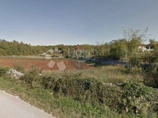 Wohn- und Gewerbegrundstück zum Kauf 176.300 € Kringa, Tinjan Tinjan 52444