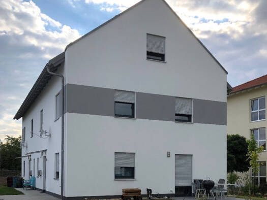 Doppelhaushälfte zur Miete 1.150 € 5 Zimmer 144 m² 350 m² Grundstück Osterhofen 94486