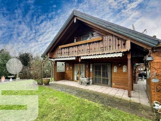 Einfamilienhaus zum Kauf 250.000 € 4 Zimmer 100 m² 443 m² Grundstück frei ab sofort Lain Taufkirchen 84416