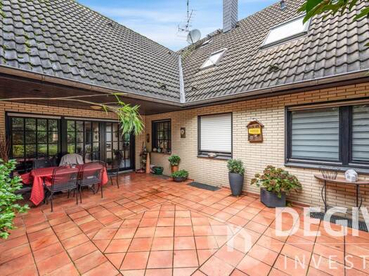 Einfamilienhaus zum Kauf 399.990 € 7 Zimmer 220 m² 800 m² Grundstück Emmerich Emmerich am Rhein 46446