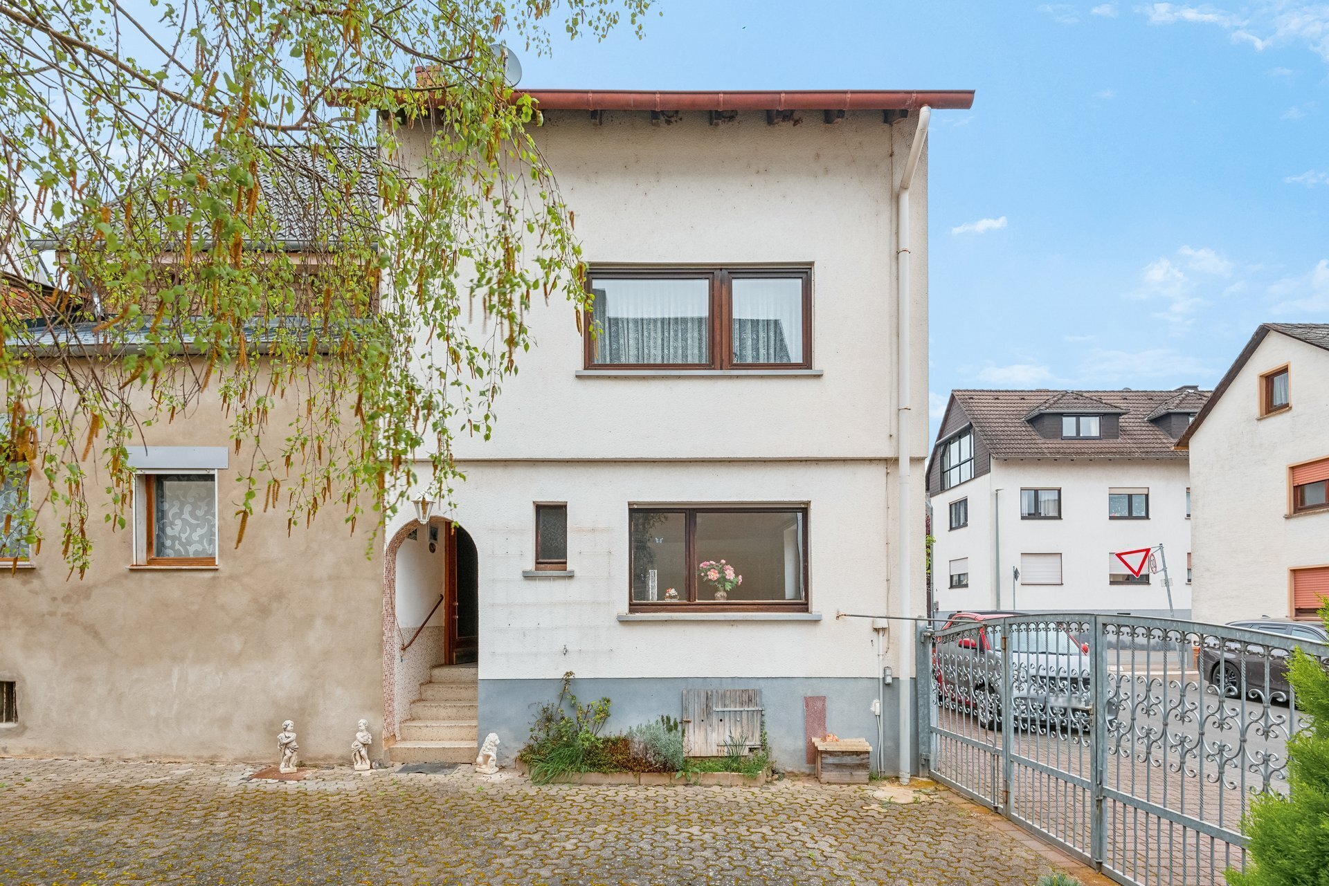 Bauernhaus zum Kauf 139.000 € 5 Zimmer 99 m²<br/>Wohnfläche 317 m²<br/>Grundstück Mensfelden Hünfelden 65597