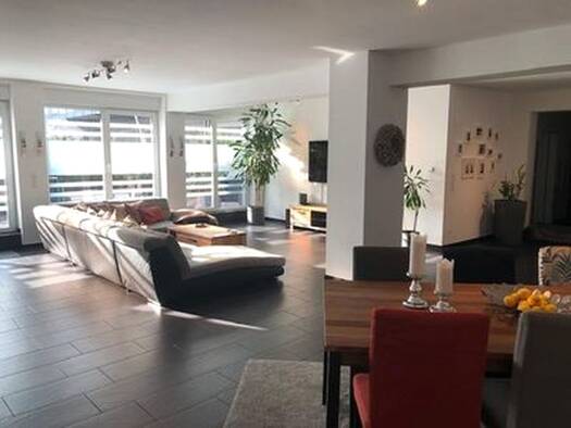 Wohnung zur Miete 800 € 3 Zimmer 165 m² frei ab sofort Münzstr 19 Altstadt Duisburg 47051