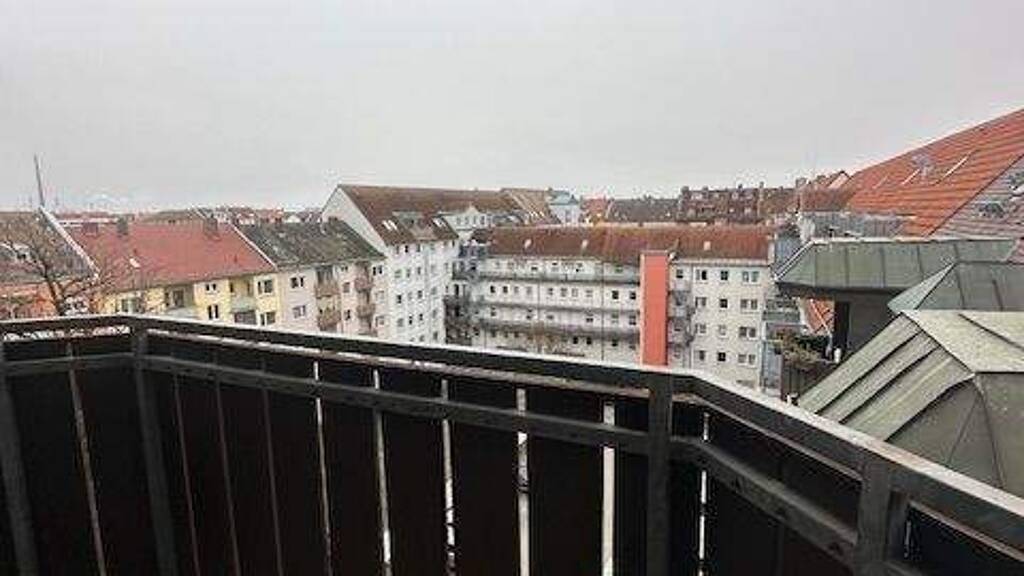 Wohnung zur Miete 1.000 € 3,5 Zimmer 98 m² 6. Geschoss frei ab sofort Galgenhof Nürnberg 90459