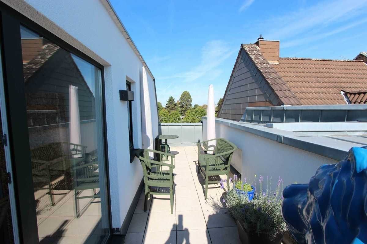 Wohnung zur Miete 700 € 2 Zimmer 86 m²<br/>Wohnfläche ab sofort<br/>Verfügbarkeit Bahnhofstraße Bad Honnef Bad Honnef 53604