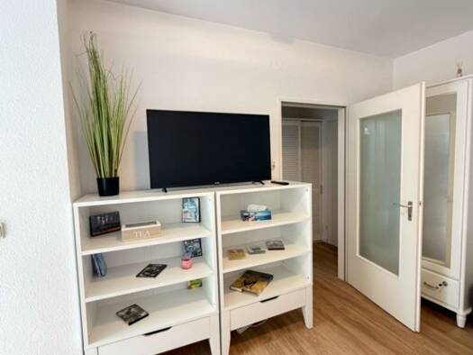 Studio zur Miete 350 € 1 Zimmer 27 m² Geschoss 2/3 frei ab sofort Altstadt Stralsund 18439