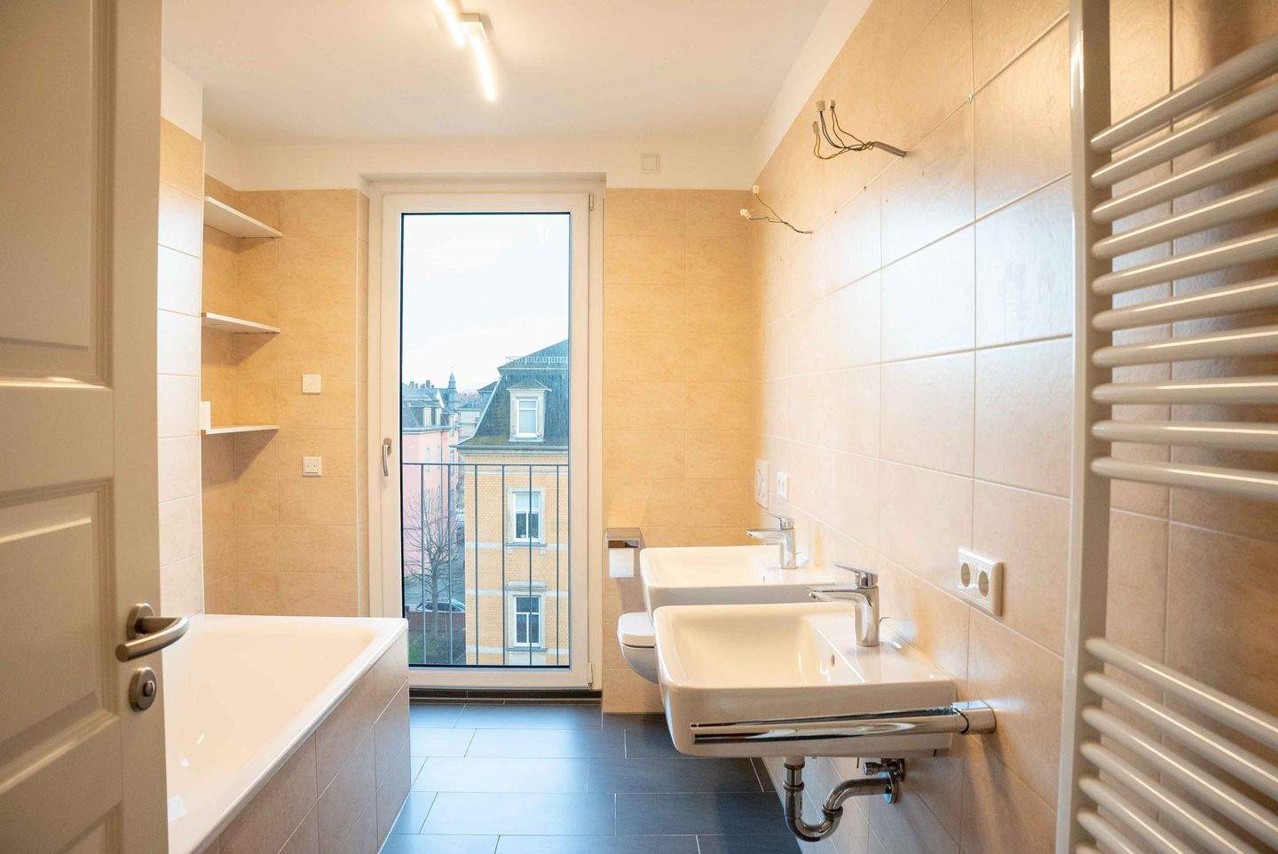 Property thumbnail 4