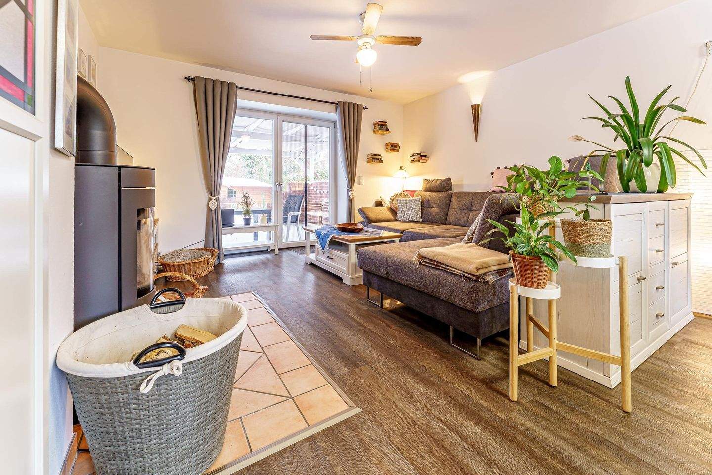 Immobilie in Hasenkrug - Wunderschönes Einfamilienhaus in ruhiger aber zentraler Lage in Brokstedt - Bild 3