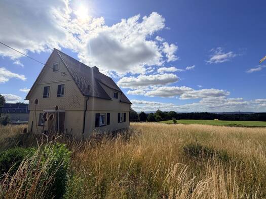 Einfamilienhaus zum Kauf provisionsfrei 109.000 € 9 Zimmer 158 m² 3.071 m² Grundstück frei ab sofort Am Südhang 29 Schönberg Bad Brambach 08648