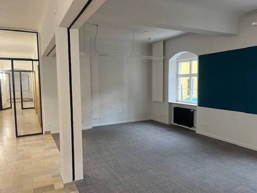 Bürofläche zur Miete 14 € 5 Zimmer 160 m² Bürofläche Altstadt Würzburg 97070
