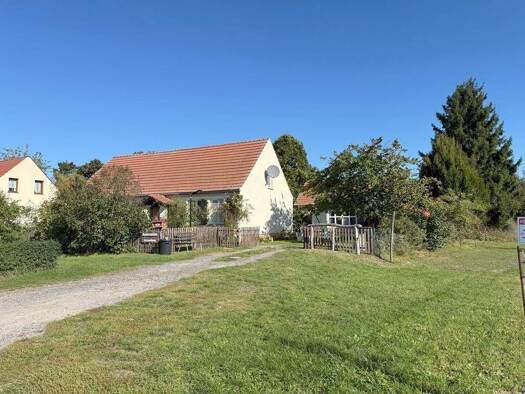 Einfamilienhaus zum Kauf provisionsfrei 395.000 € 6 Zimmer 230 m² 8.300 m² Grundstück Neuhardenberg 15320