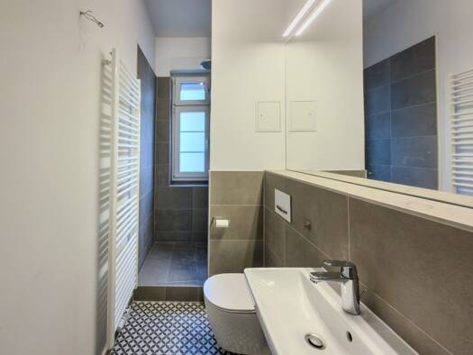 Wohnung zum Kauf 169.000 € 2 Zimmer 54,4 m² EG Wustermarker Straße 73 Spandau Berlin 13583
