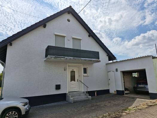 Doppelhaushälfte zum Kauf 320.000 € 6 Zimmer 155 m² 680 m² Grundstück frei ab 27.12.2026 Kerlingen Wallerfangen 66798