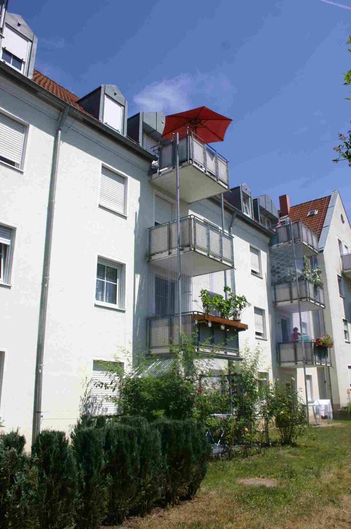 Wohnung zur Miete nur mit Wohnberechtigungsschein 486 € 3 Zimmer 69,1 m²<br/>Wohnfläche EG<br/>Geschoss 03.03.2025<br/>Verfügbarkeit Raiffeisenstr. 5f Dreifaltigkeit Amberg 92224