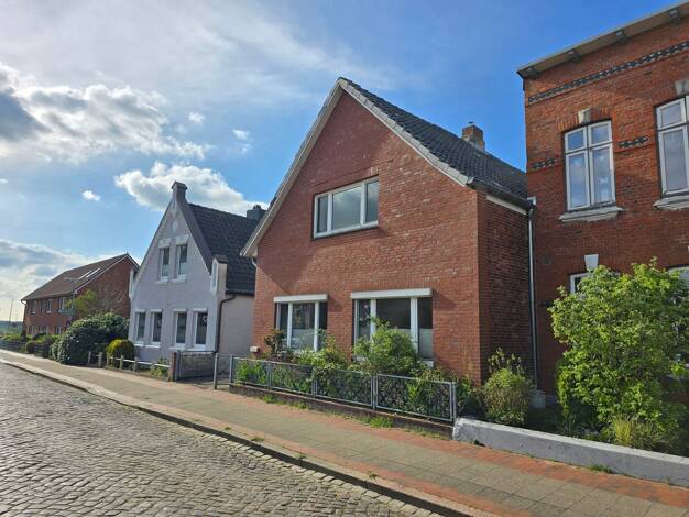 Einfamilienhaus zum Kauf 227.000 € 4 Zimmer 110 m² 473 m² Grundstück Zentrum Husum 25813