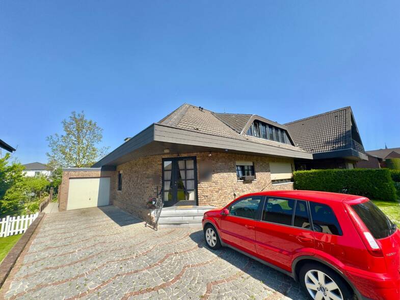 Wohnung zum Kauf 179.000 € 3 Zimmer 81 m² Dachgeschoss Linnich Linnich 52441