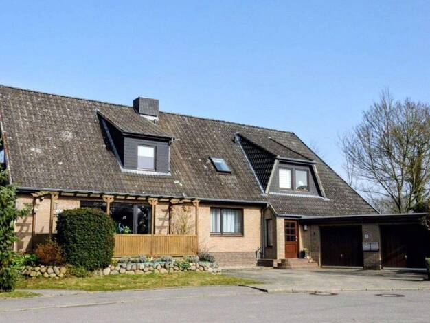 Mehrfamilienhaus zum Kauf provisionsfrei 425.000 € 12 Zimmer 255 m² 1.003 m² Grundstück Wahlstedt 23812