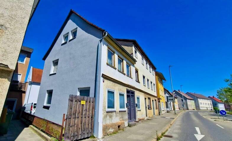 Mehrfamilienhaus zum Kauf 186.000 € 6 Zimmer 105 m² 132 m² Grundstück frei ab sofort Bad Saulgau Bad Saulgau 88348