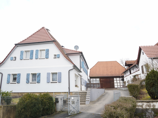 Mehrfamilienhaus zum Kauf 800.000 € 10 Zimmer 329 m² 3.815 m² Grundstück Unnersdorf Bad Staffelstein 96231