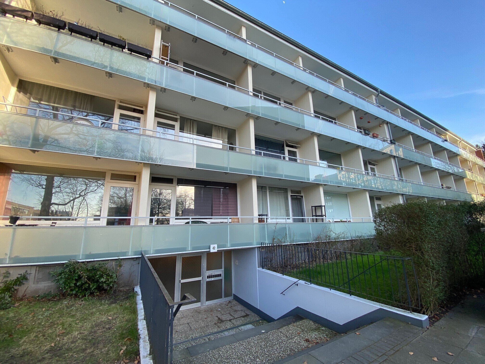 Wohnung zum Kauf 199.000 € 1 Zimmer 37,4 m²<br/>Wohnfläche 2.<br/>Geschoss 01.01.2025<br/>Verfügbarkeit Wiesingerweg 40 Hoheluft - West Hamburg 20253