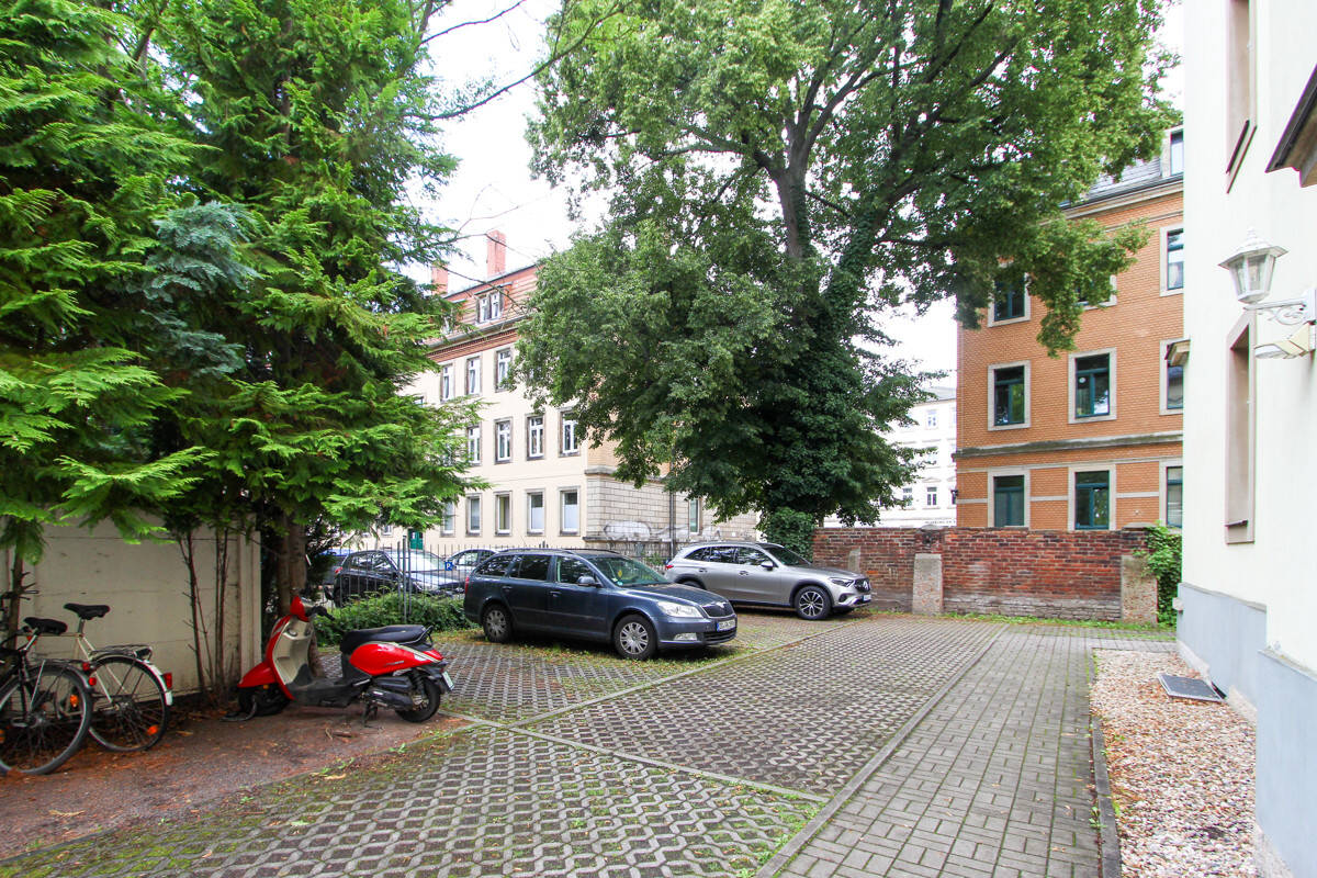 Property thumbnail 3