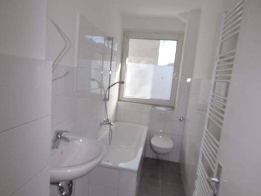 Wohnung zur Miete 462 € 2,5 Zimmer 80 m² 1. Geschoss frei ab sofort Florastraße 93 Bulmke-Hüllen Gelsenkirchen 45889