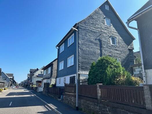 Einfamilienhaus zum Kauf 39.000 € 7 Zimmer 120 m² 386 m² Grundstück frei ab sofort Steinheid Neuhaus am Rennweg 98724