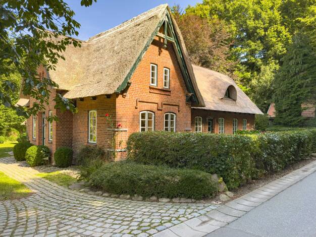 Einfamilienhaus zum Kauf 735.000 € 7 Zimmer 126 m² 3.029 m² Grundstück Langenhagen Schönwalde am Bungsberg 23744