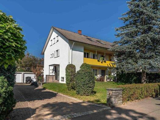 Doppelhaushälfte zum Kauf 535.000 € 8 Zimmer 211 m² 503 m² Grundstück Gottmadingen 78244