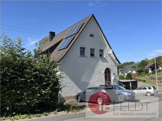 Einfamilienhaus zum Kauf 175.000 € 8 Zimmer 214 m² 771 m² Grundstück Rinsecke Kirchhundem 57399